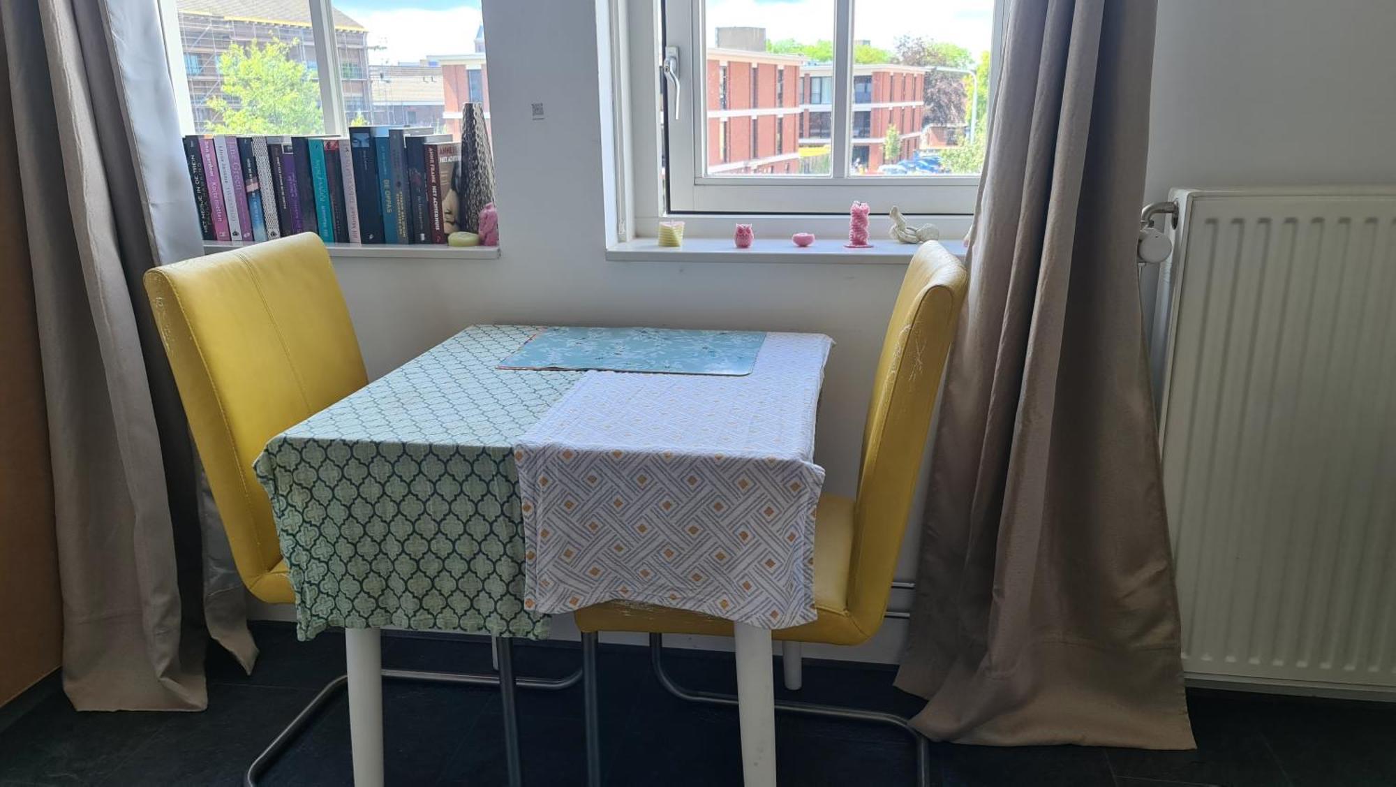 Airbnb 'Logeren Aan Het Plein' In Het Centrum Van Meppel Exterior foto